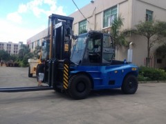 12噸叉車福建泉州華南重工搬運裝卸型12噸叉車生產廠家