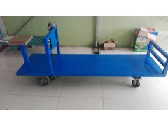 購買溫室大棚運(yùn)輸車的注意事項(xiàng)