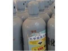 生產和使用氯化氫氣體的注意事項