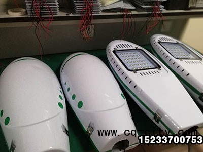 臨汾路燈桿廠家批發(fā),古縣太陽能路燈怎么賣