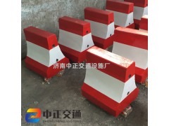 淄博小區(qū)水泥隔離墩廠家-公路水泥隔離墩批發(fā)-定做