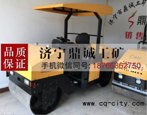 10 3噸雙鋼輪壓路機(jī) (3)