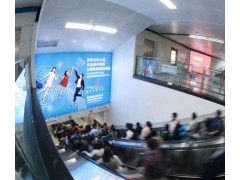 成都天府地鐵站超級燈箱廣告位
