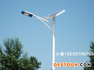 陽泉哪有賣6米太陽能路燈的生產廠家