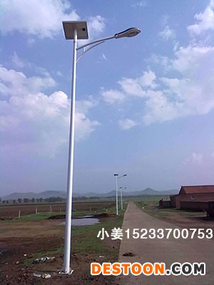 臨汾熱鍍鋅路燈桿加工,農村太陽能路燈廠家