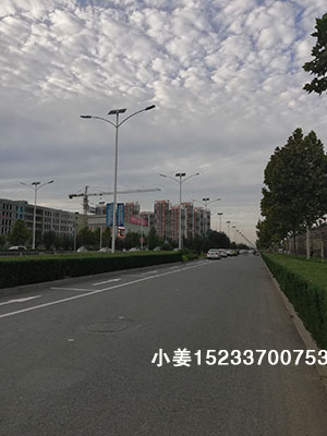 保定10米路燈一套價格,徐水農村太陽能路燈