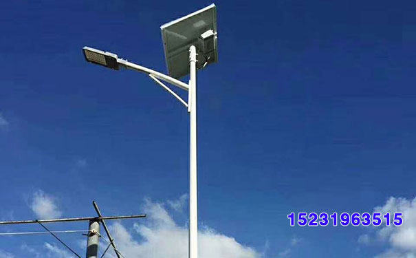 保定自彎臂led路燈整套出售,太陽能路燈廠家