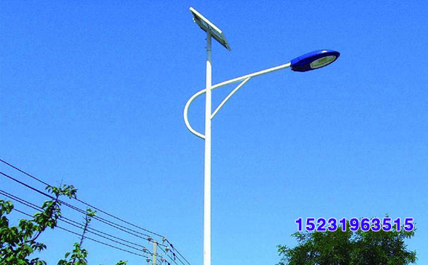 保定自彎臂led路燈整套出售,太陽能路燈廠家